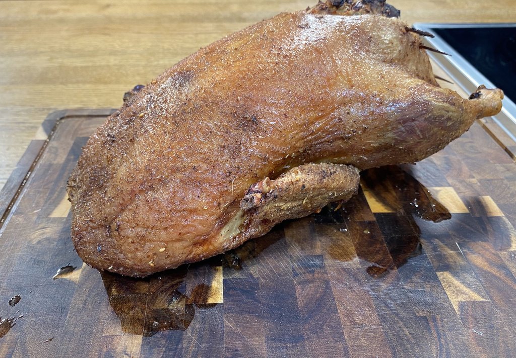 Knusprige Ente mit Semmelknödel-Füllung Rezept vom Henssler